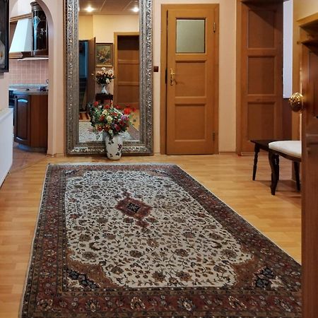 Kamil Apartments, Lux, 95M2 Karlovy Vary Luaran gambar
