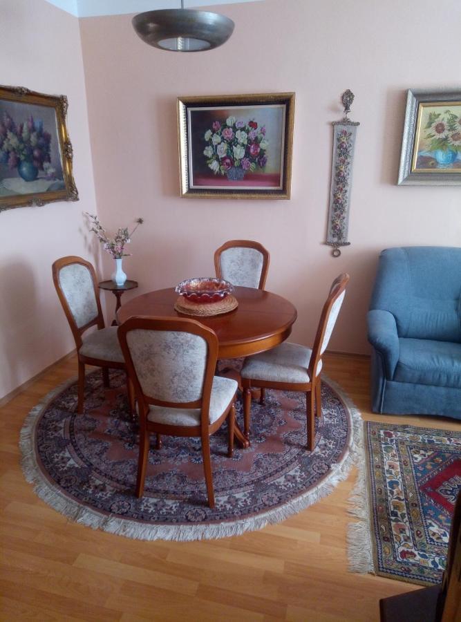 Kamil Apartments, Lux, 95M2 Karlovy Vary Luaran gambar