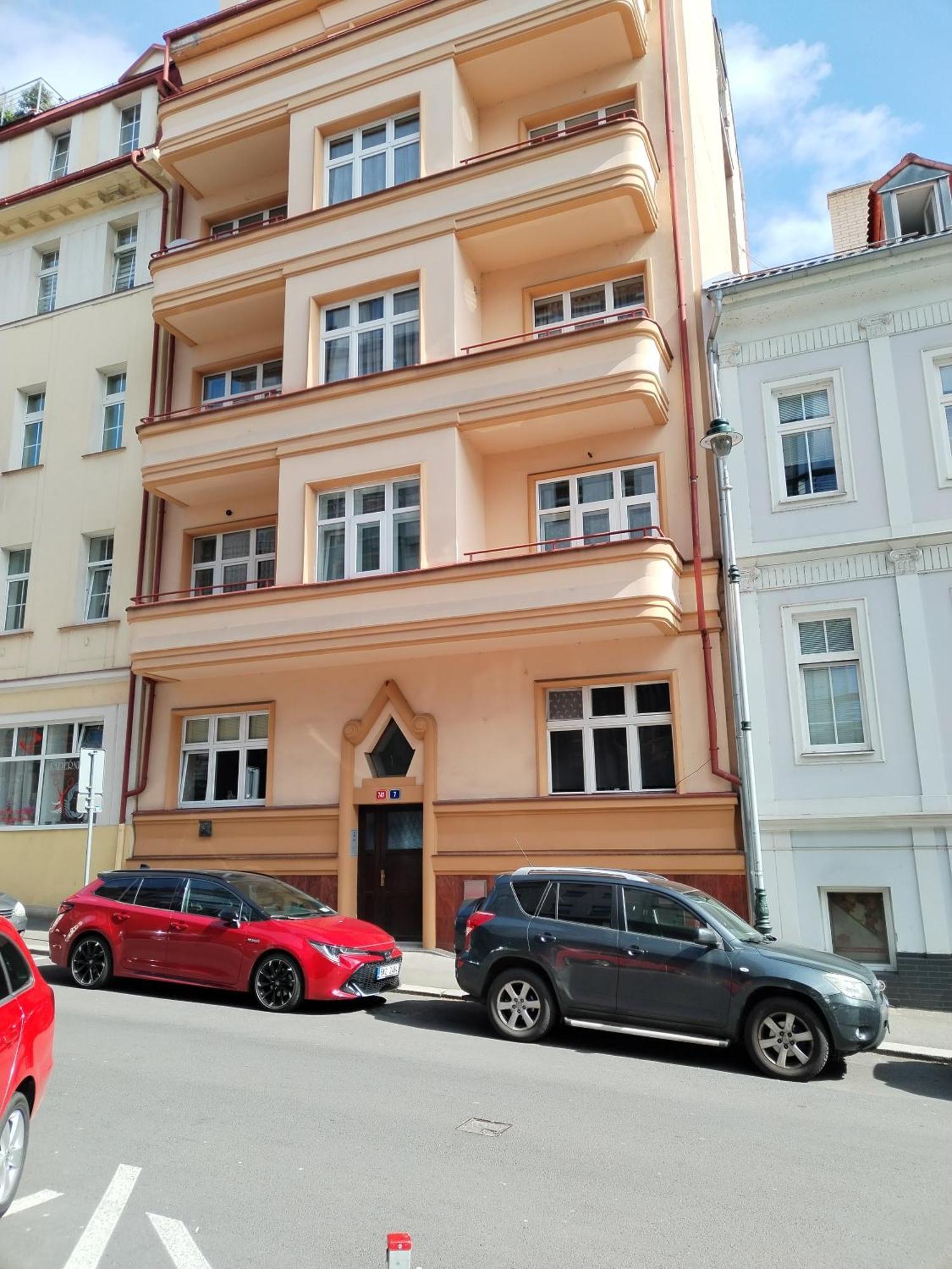 Kamil Apartments, Lux, 95M2 Karlovy Vary Luaran gambar